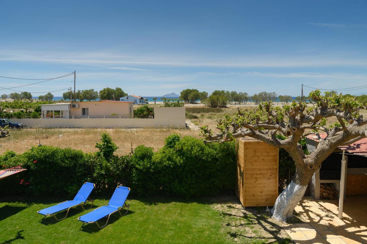 Petrakis Afrathias Garden House Villa Kalamaki  Exterior photo